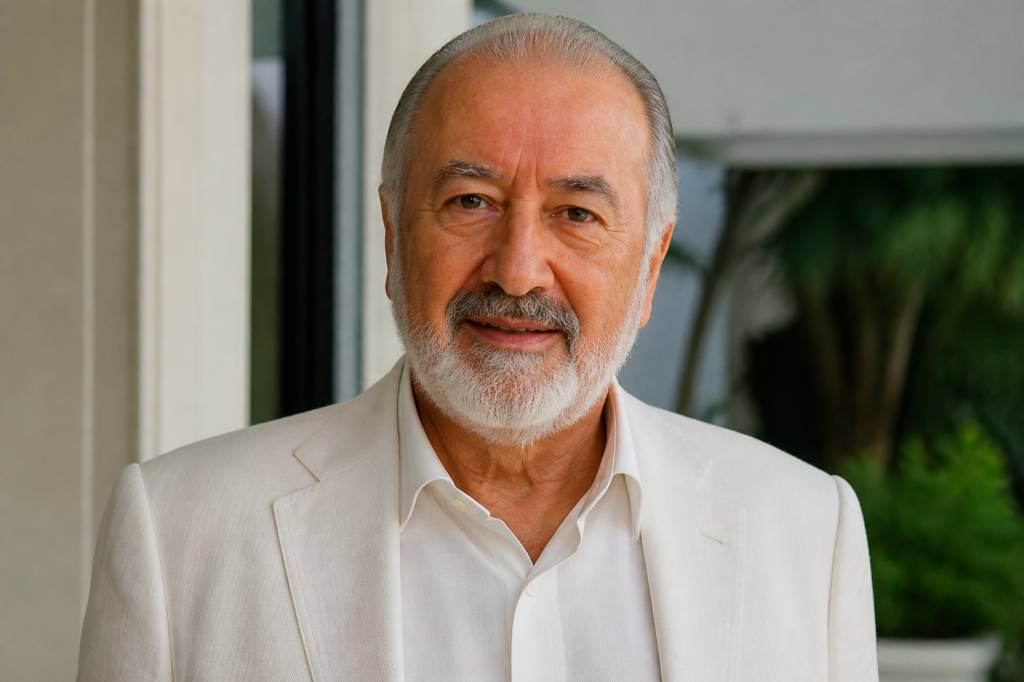 Ardavan Amir Aslani et sa religion